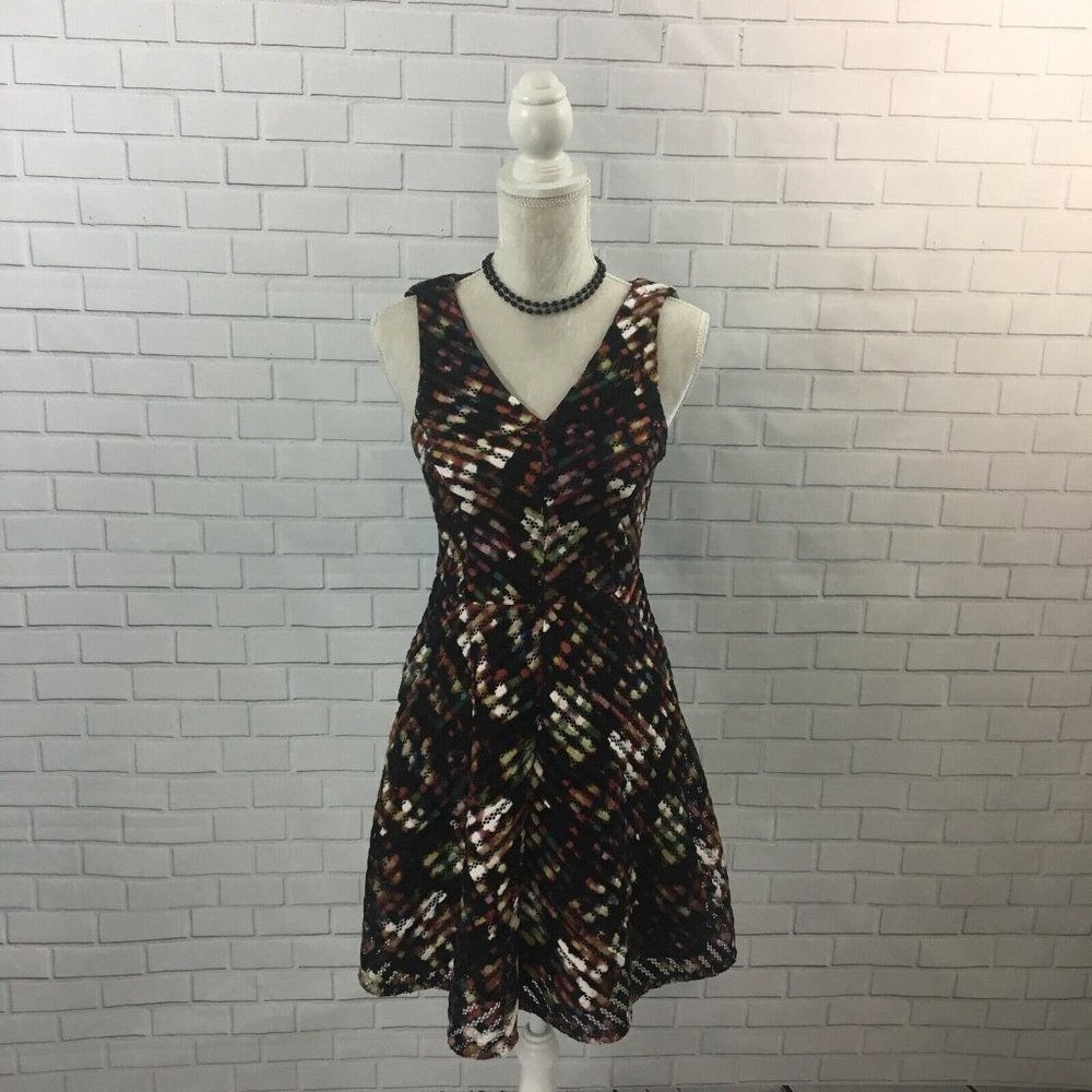 Mossimo Multicolor Sleeveless V-neck Eyelet Skater Dress Exposed Zipper size XS
